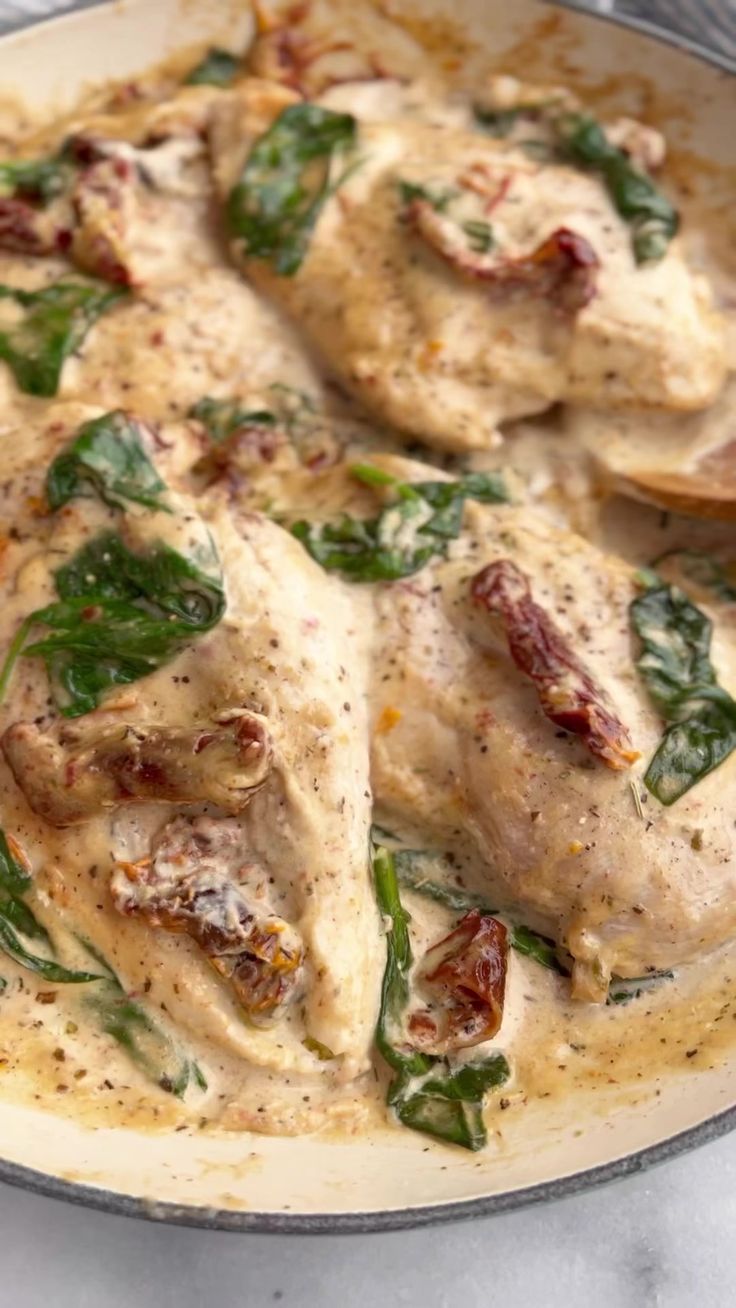 Restaurant-Quality Creamy Tuscan Chicken: One-Pan Perfection